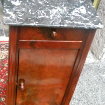 Mobiletto/colonna in piuma di mogano